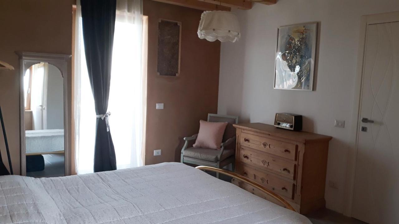 Country Apartment, Near Bardolino And Lazise Calmasino Buitenkant foto